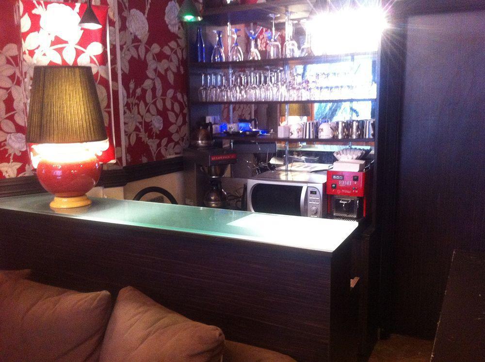 Hotel Petit Saint-Honore Париж Екстериор снимка