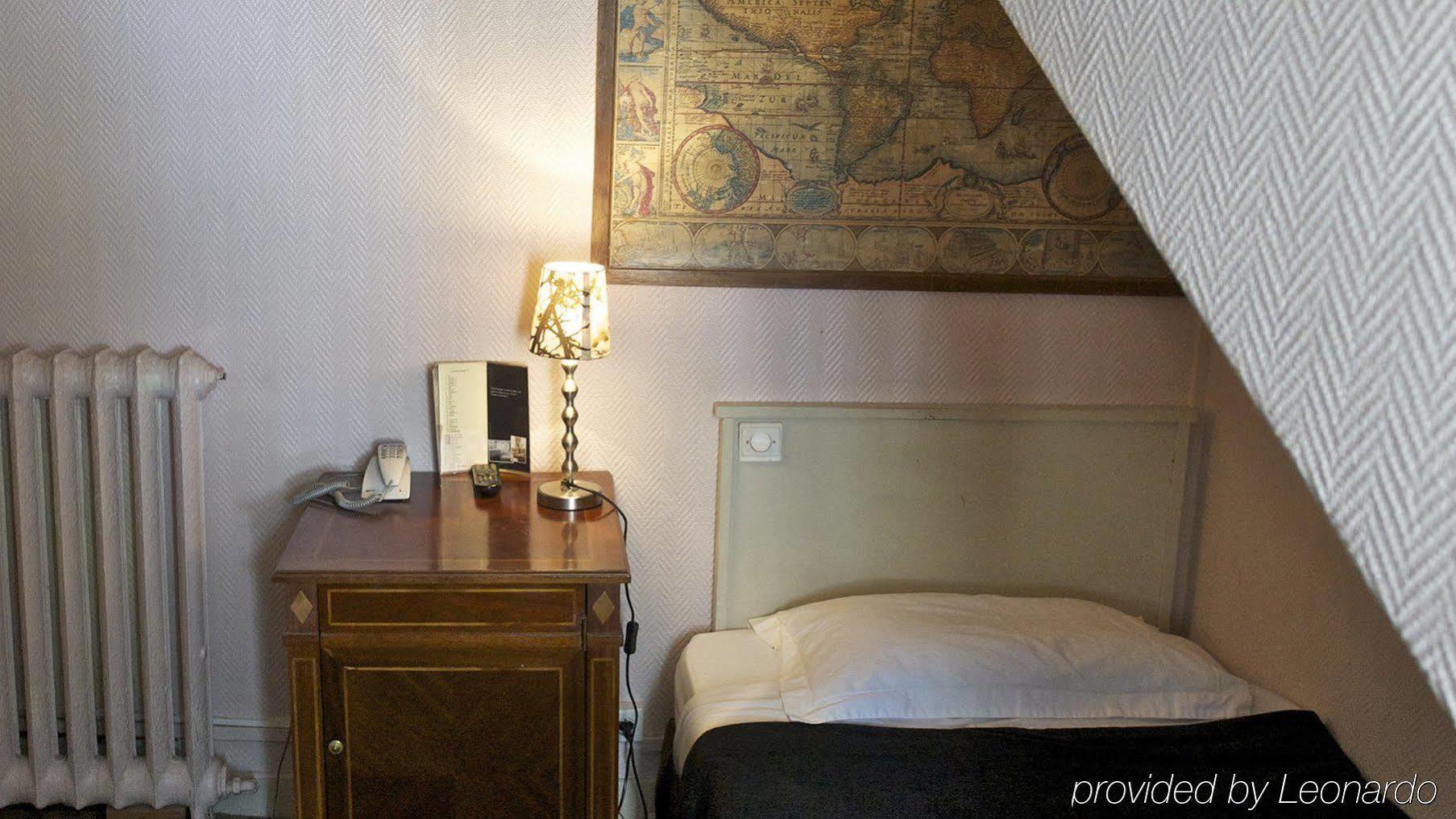 Hotel Petit Saint-Honore Париж Екстериор снимка