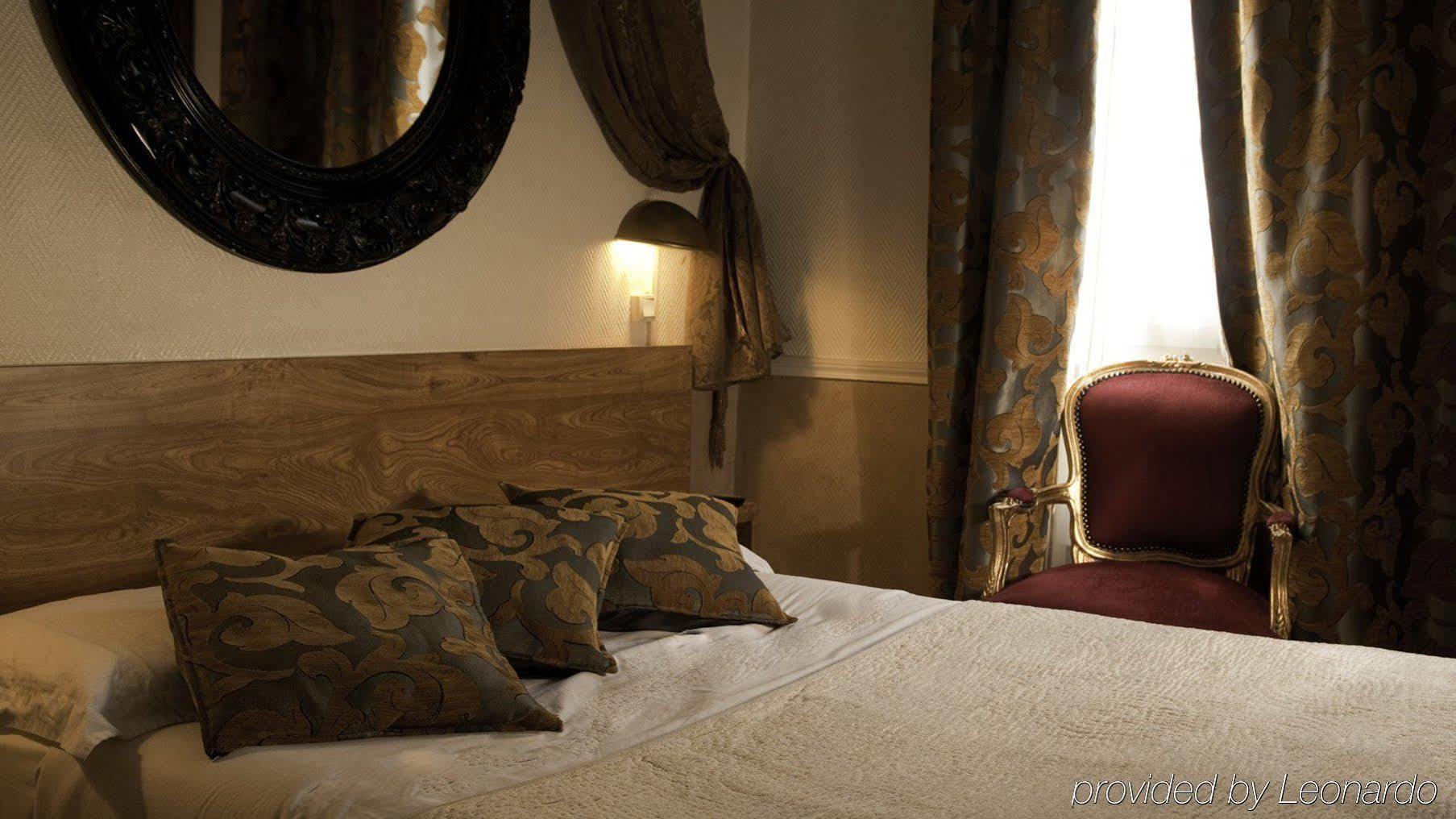 Hotel Petit Saint-Honore Париж Екстериор снимка