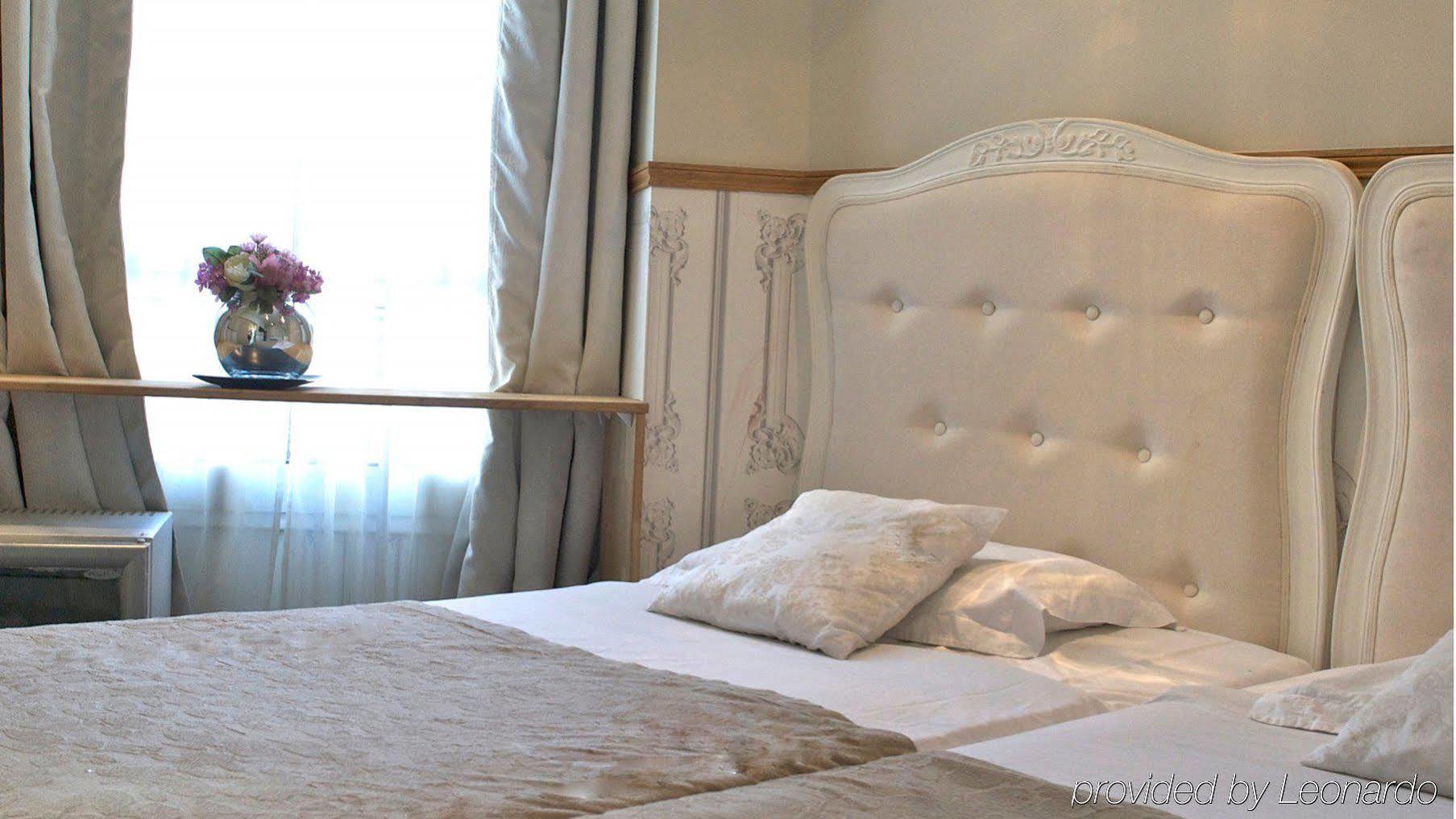 Hotel Petit Saint-Honore Париж Екстериор снимка